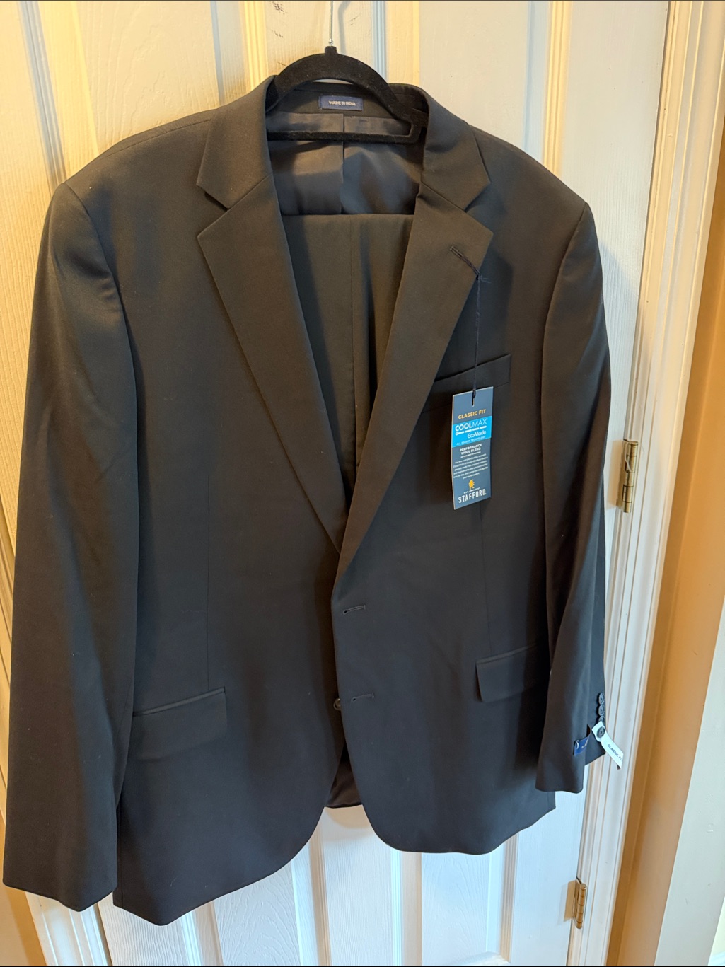 Nwt Stafford Men's Black 2-Piece Single-Breasted Suit (Classic Fit)